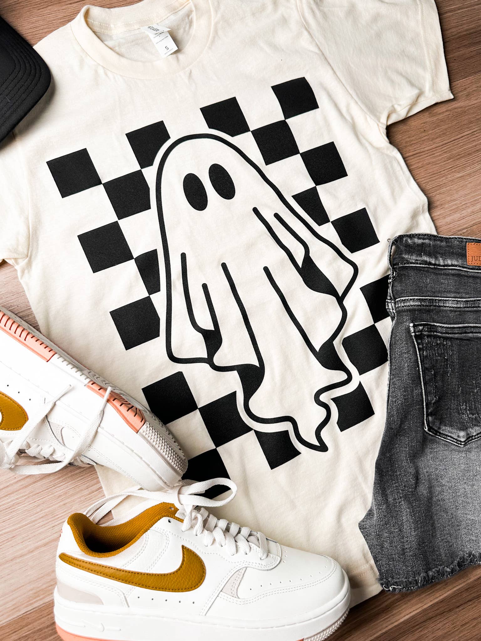 Checkered Ghost Graphic Tee: M